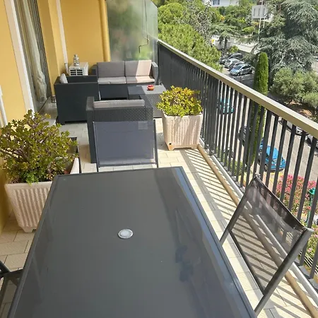 Elegant A Nice, Sea View Appartement *